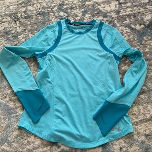 Women’s under armour small long sleeve heat gear running shirt w thumb holes
